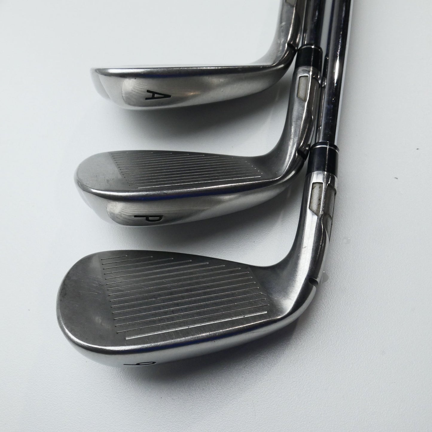 Used TaylorMade Sim2 Max Iron Set / 5 - PW + AW / Regular Flex