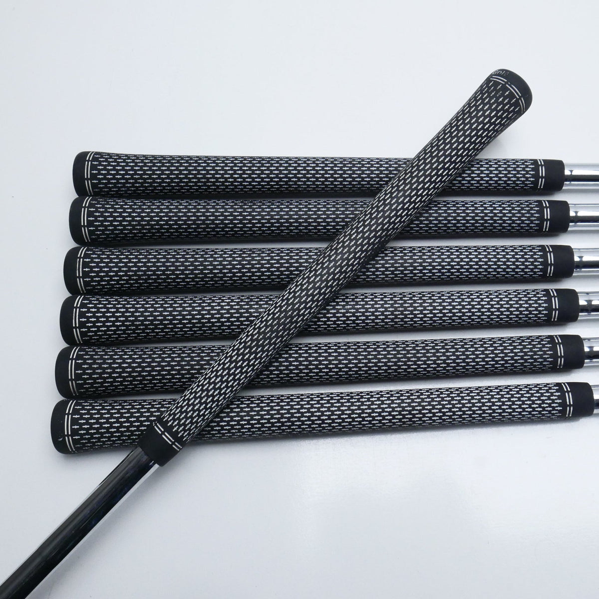 Used Titleist 620 CB Iron Set / 4 - PW / X-Stiff Flex