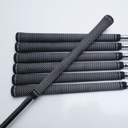 Used Titleist 620 CB Iron Set / 4 - PW / X-Stiff Flex