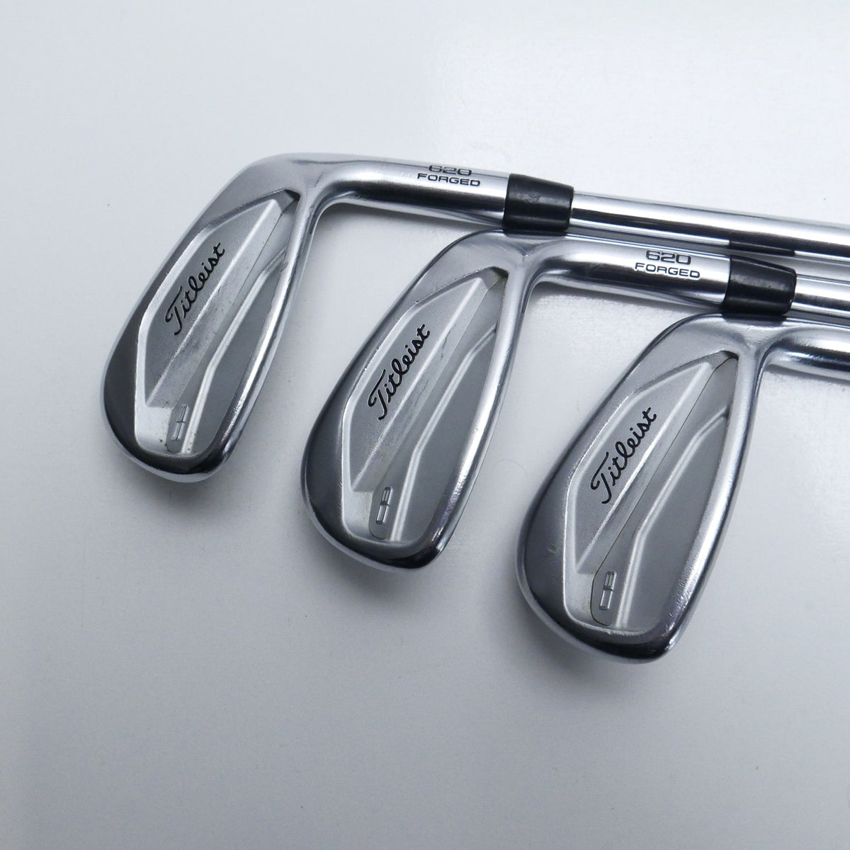Used Titleist 620 CB Iron Set / 4 - PW / X-Stiff Flex