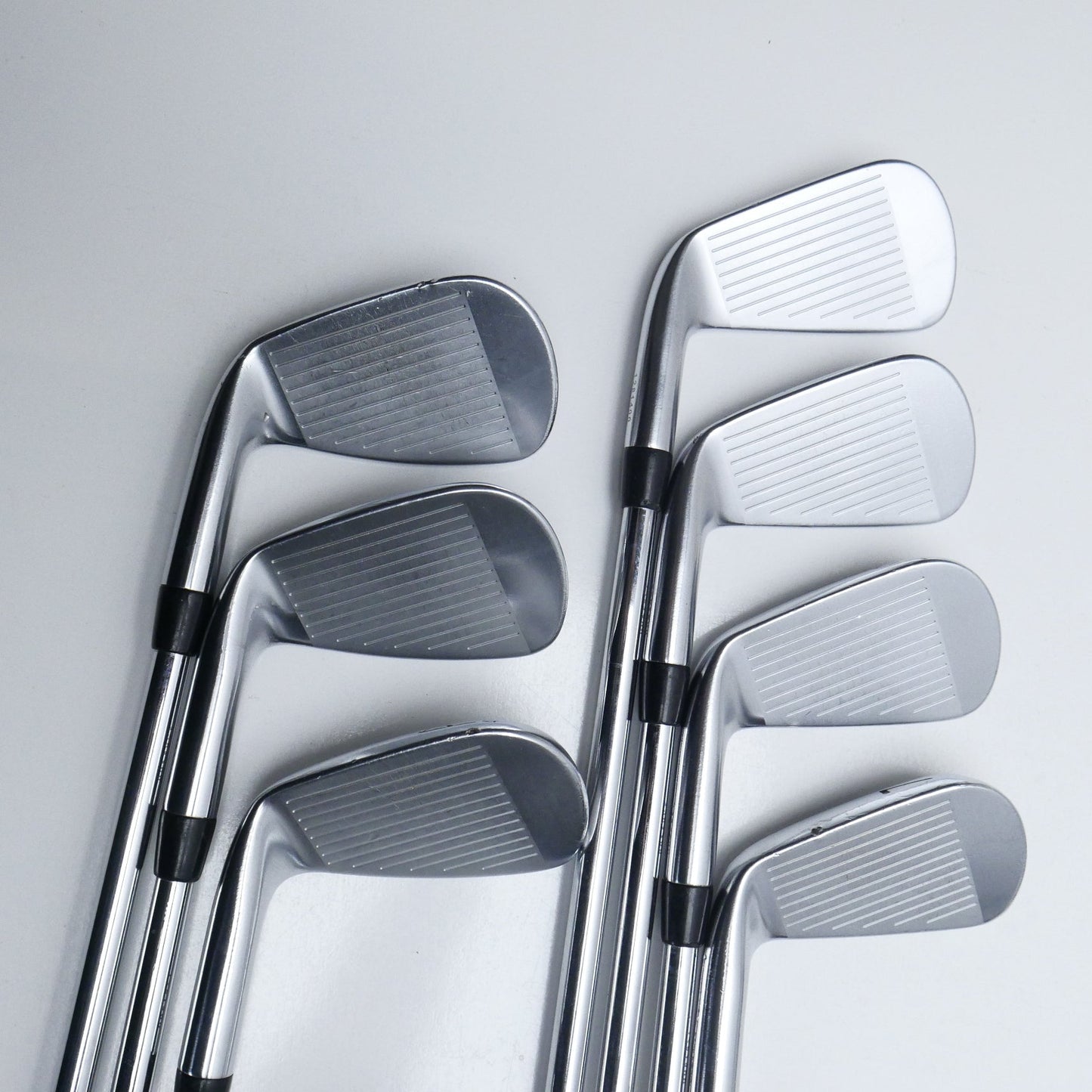 Used Titleist 620 CB Iron Set / 4 - PW / X-Stiff Flex