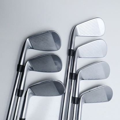 Used Titleist 620 CB Iron Set / 4 - PW / X-Stiff Flex