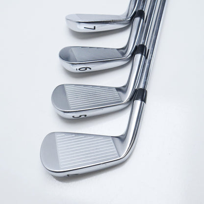 Used Titleist 620 CB Iron Set / 4 - PW / X-Stiff Flex