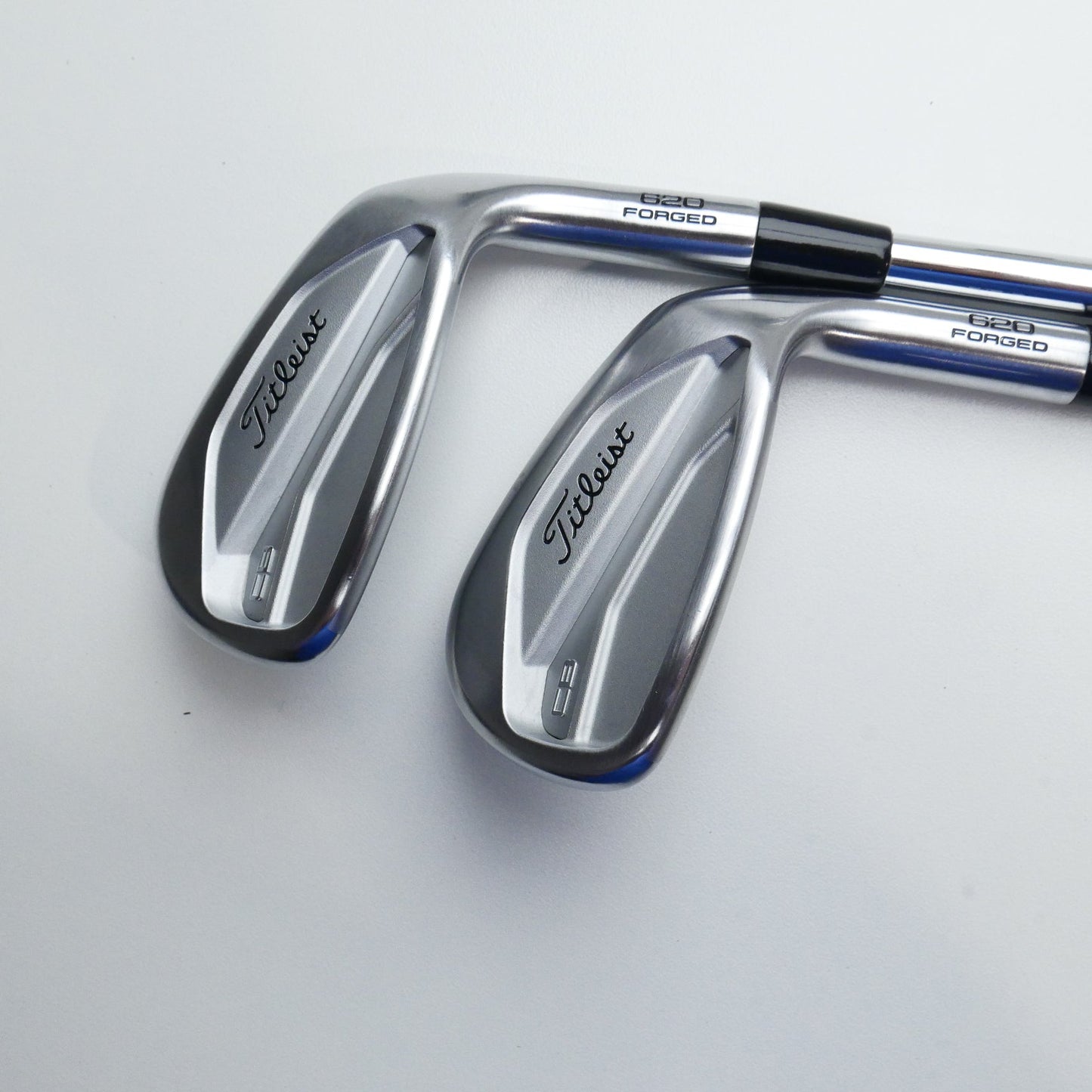Used Titleist 620 CB Iron Set / 7 - PW / X-Stiff Flex