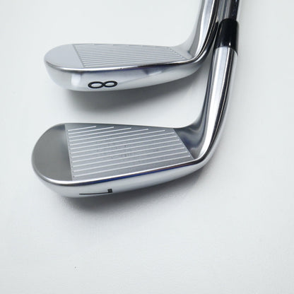 Used Titleist 620 CB Iron Set / 7 - PW / X-Stiff Flex