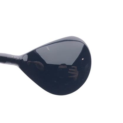 Used Titleist GT2 3 Fairway Wood / 15 Degrees / Stiff Flex