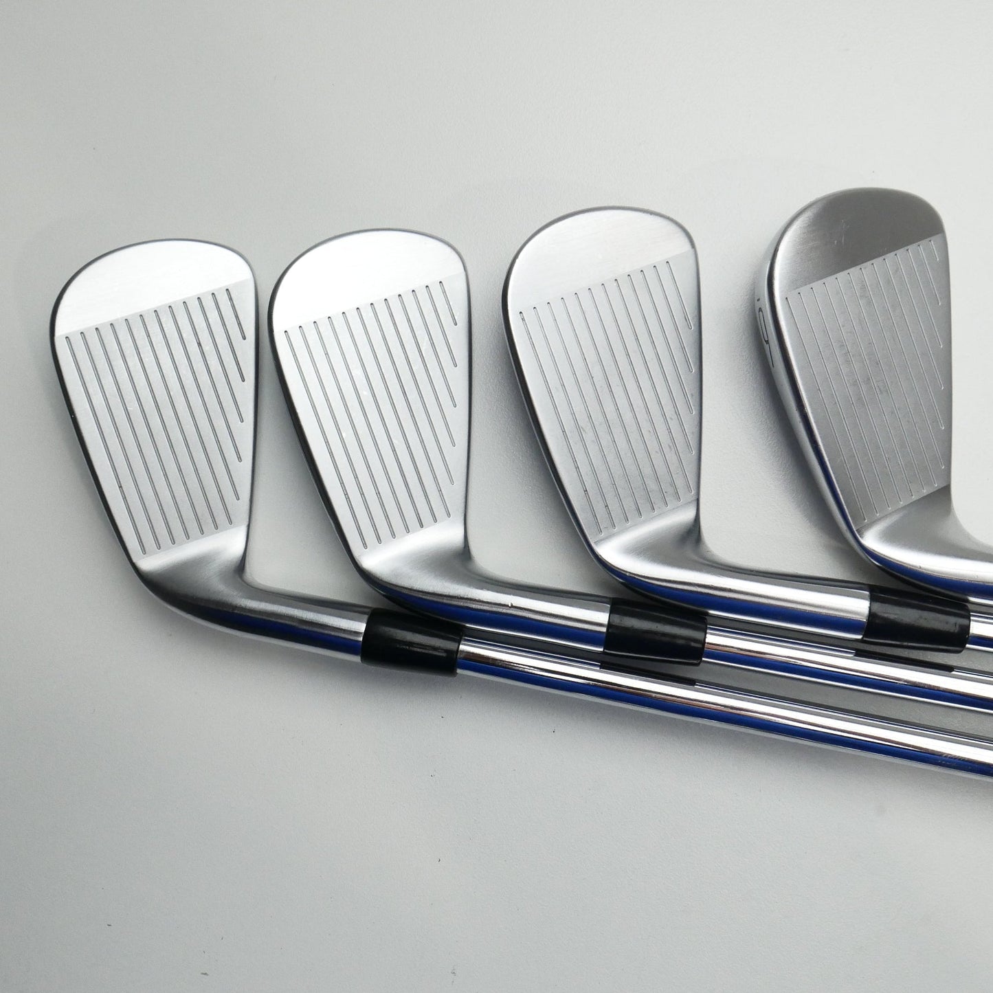 Used Titleist T100 2023 Iron Set / 3 - PW / X-Stiff Flex