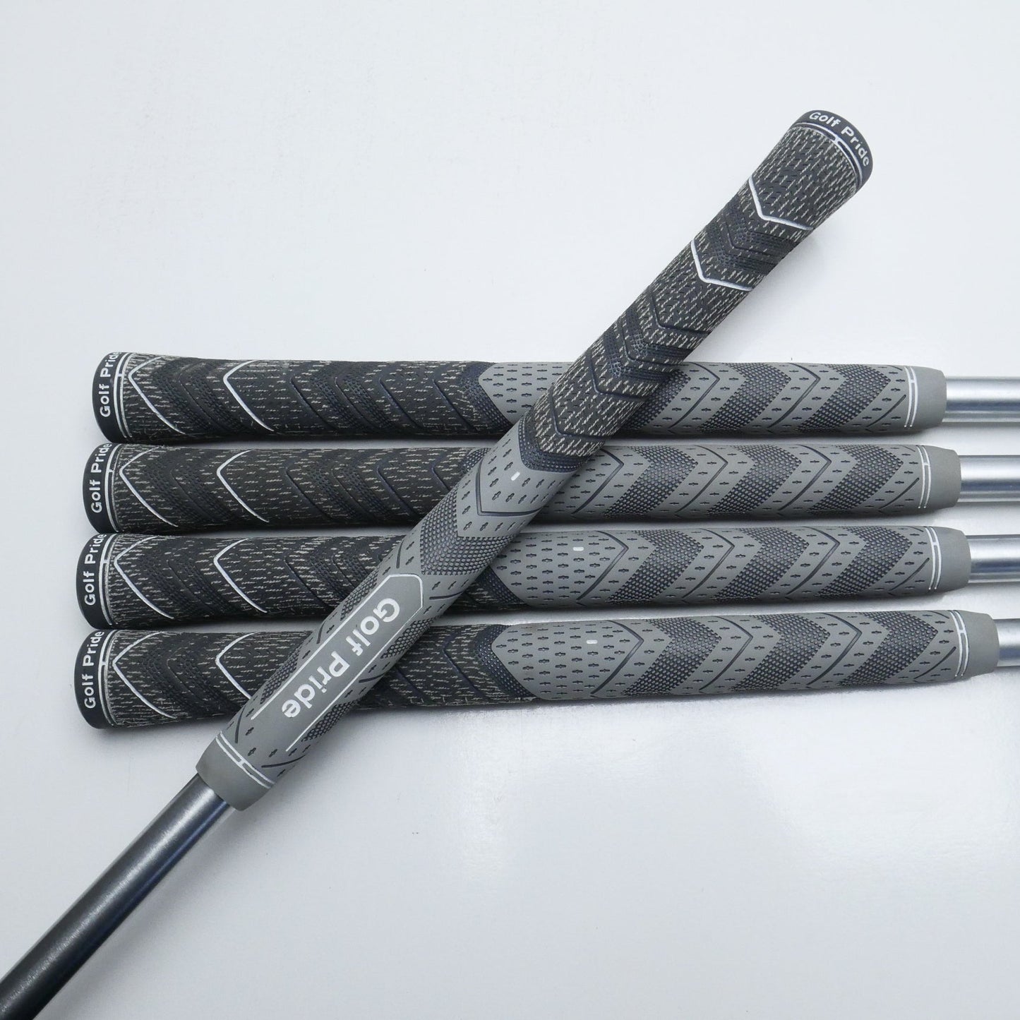 Used Titleist T100 Iron Set / 5 - 9 IRON / Stiff Flex