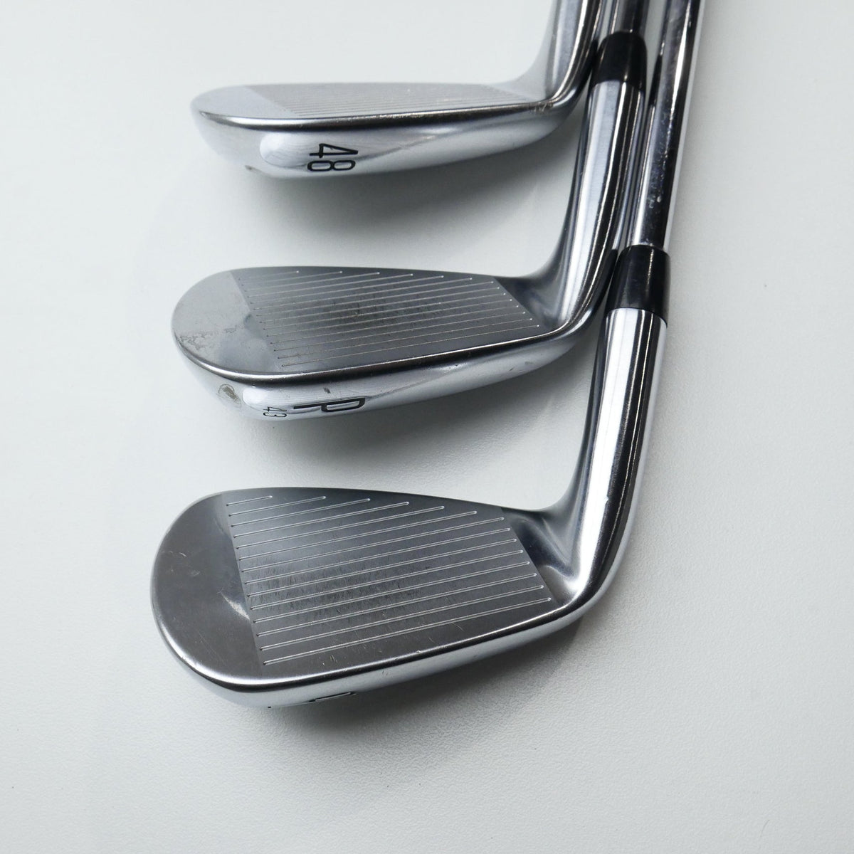 Used Titleist T200 2021 Iron Set / 5 - PW + 48° / Stiff Flex