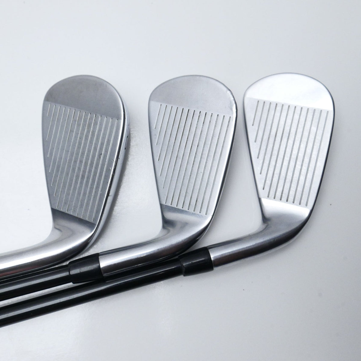 Used Titleist T350 2023 Iron Set / 6 - PW + 48° / Regular Flex / Left-Handed