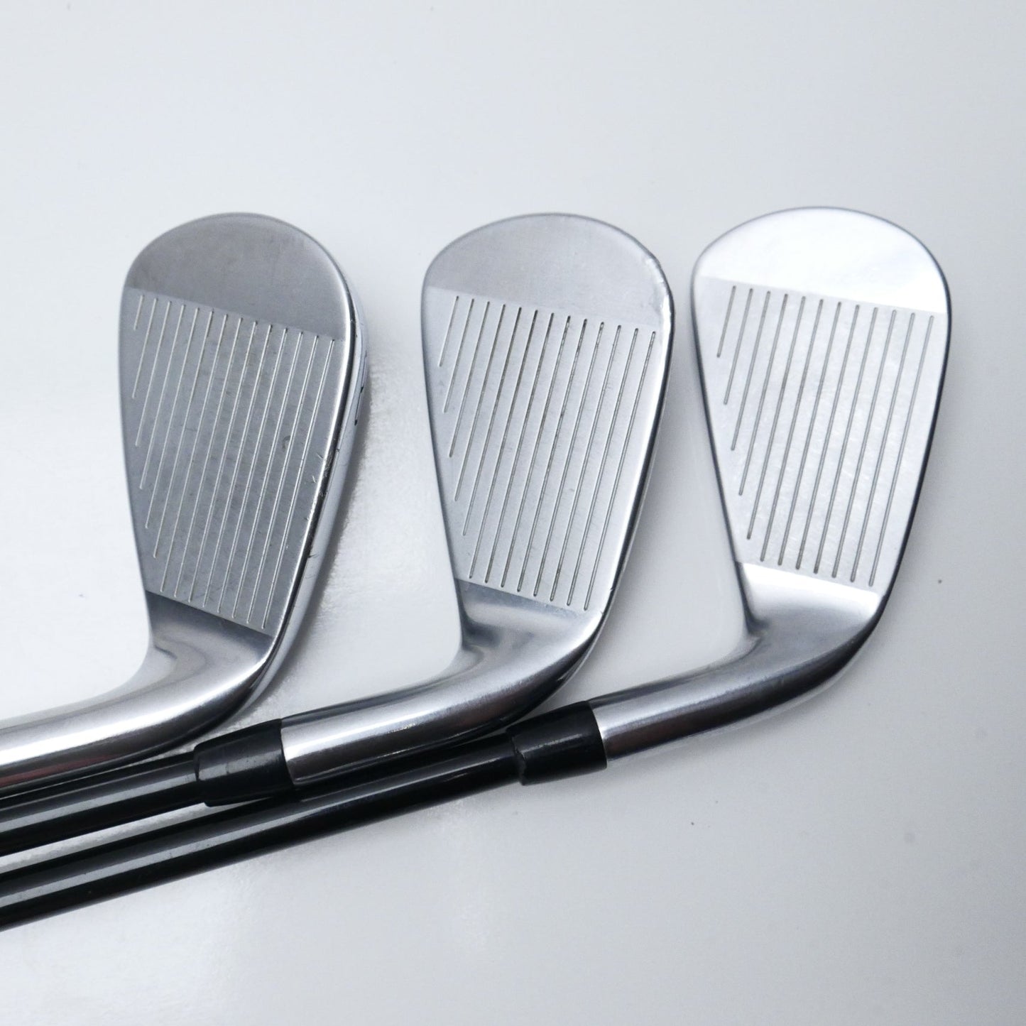 Used Titleist T350 2023 Iron Set / 6 - PW + 48° / Regular Flex / Left-Handed