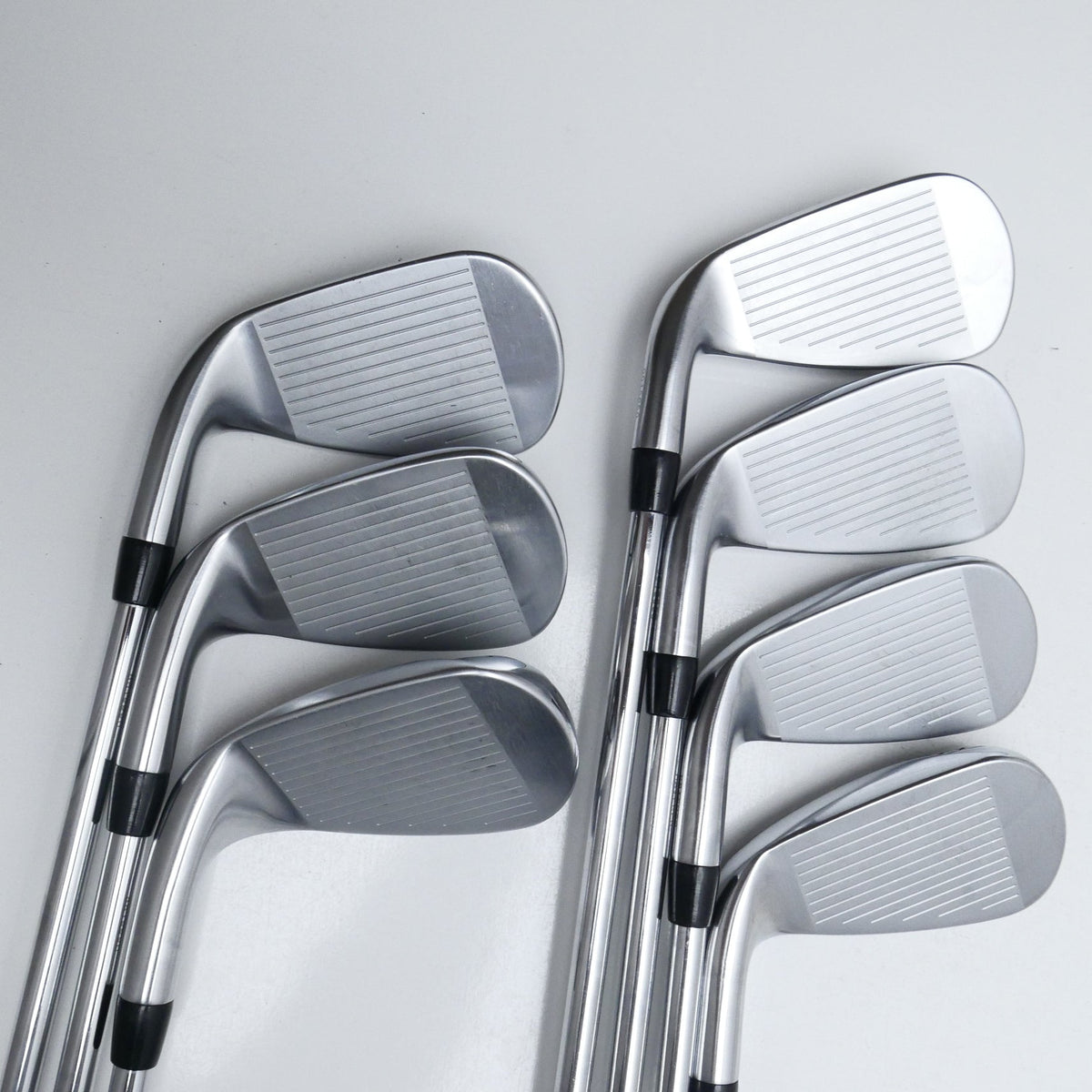 Used Titleist T400 Iron Set / 5 - PW + 49° / Regular Flex