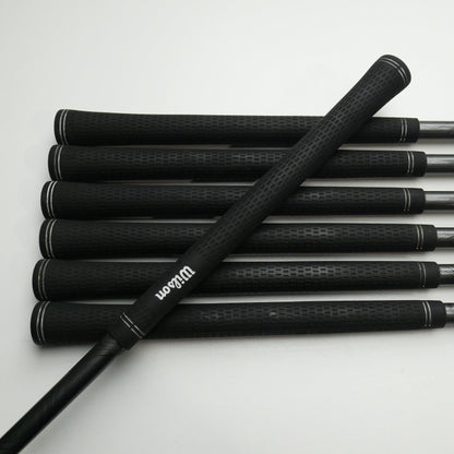 Used Wilson Launch Pad 2022 Iron Set / 5 - SW / Regular Flex