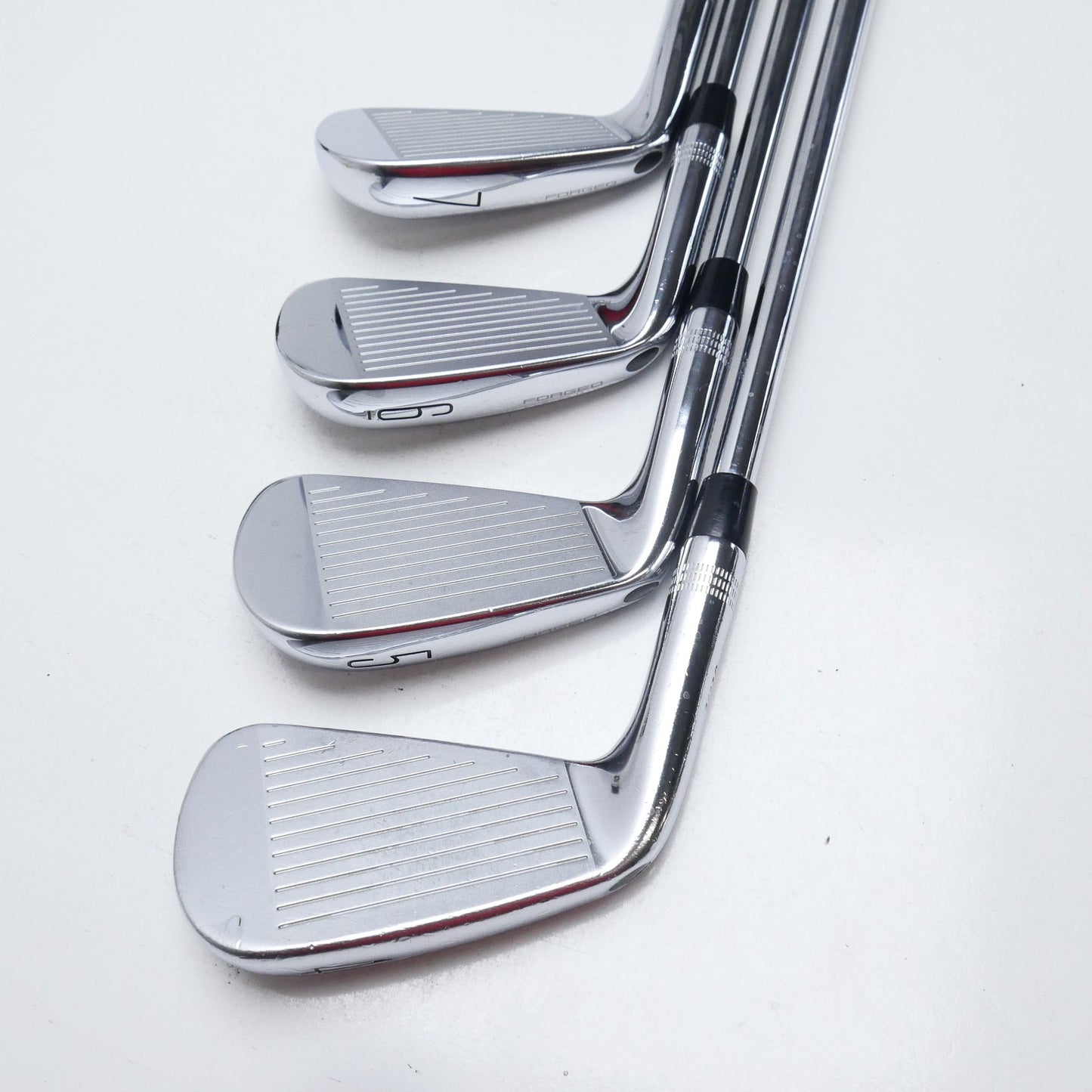 Used Wilson Staff Model Blade 2024 Iron Set / 4 - PW / X-Stiff Flex