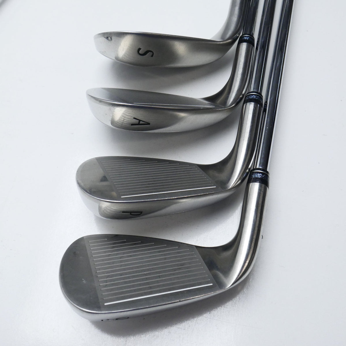 Used XXIO Eleven Iron Set / 5 - SW + AW / Regular Flex