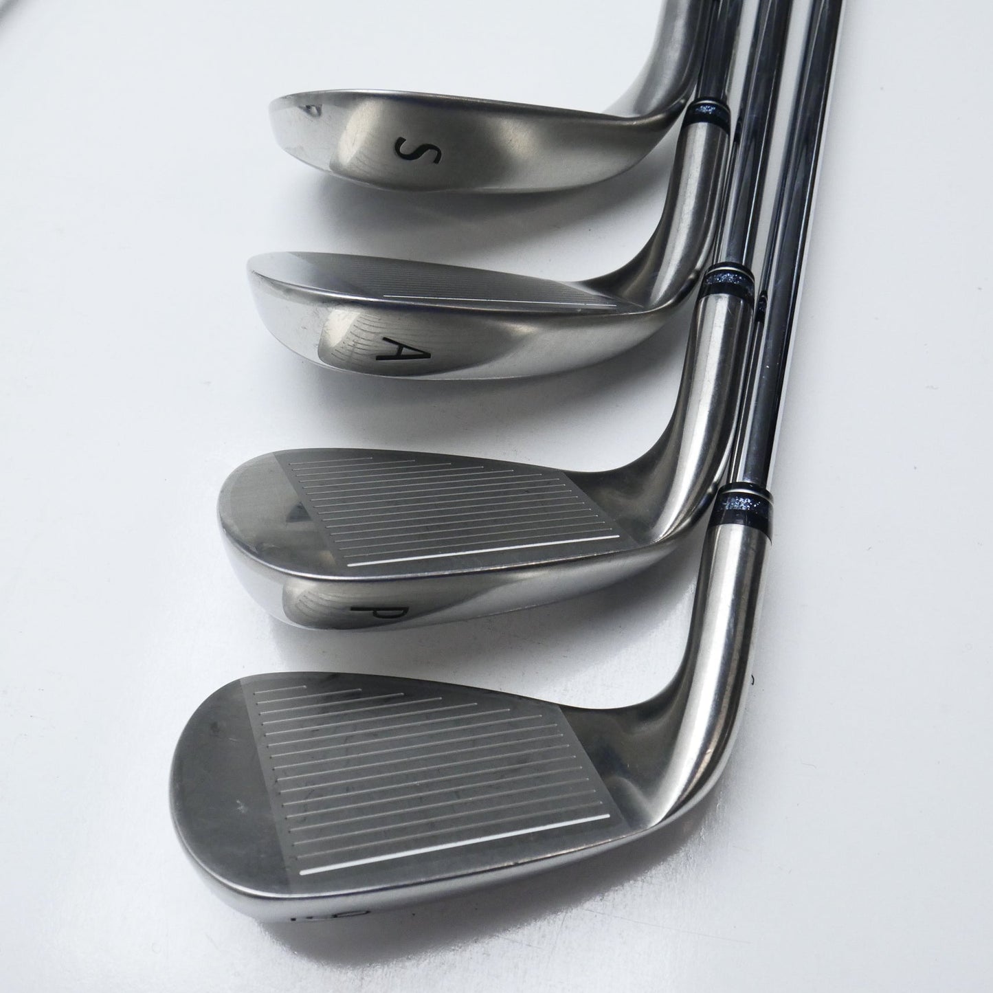 Used XXIO Eleven Iron Set / 5 - SW + AW / Regular Flex