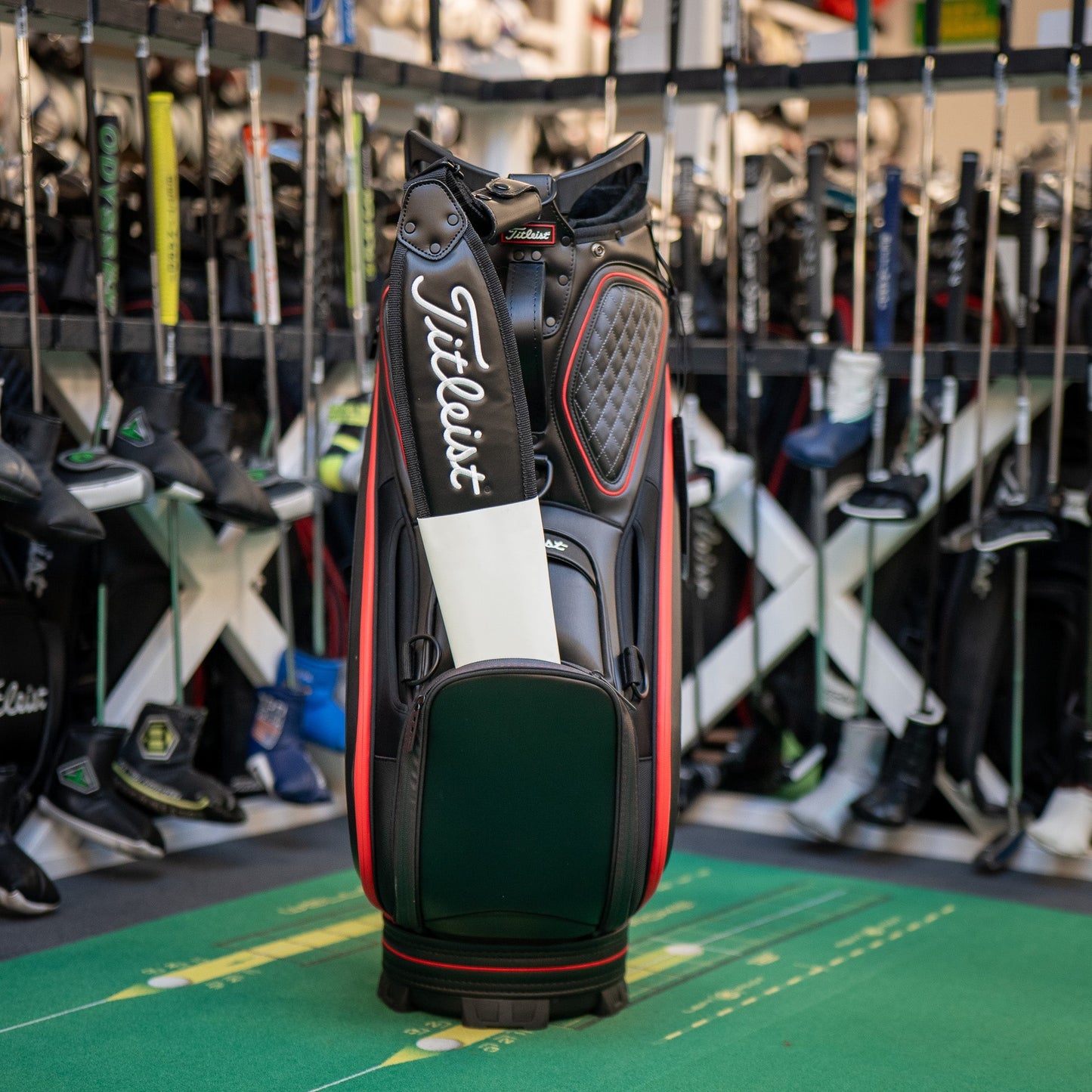 NEW Titleist 9.5 Staff Bag